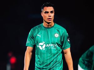 Joey Pelupessy Antarkan Lommel SK Promosi ke Liga Pro Belgia