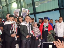 9 WNI Ditangkap Israel Tiba di RI, Menlu: Selamat Berkumpul dengan Keluarga