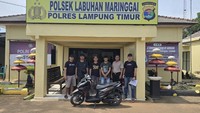 Maling Motor di Lampung Menyerahkan Diri-Bawa Barang Bukti gegara Takut Ditembak