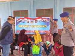 JALUR Polda Riau Sentuh Pelosok di Pelalawan, Salurkan Bansos ke Anak Yatim