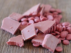 Kenalan dengan Ruby Chocolate, Cokelat Pink Alami yang Cantik