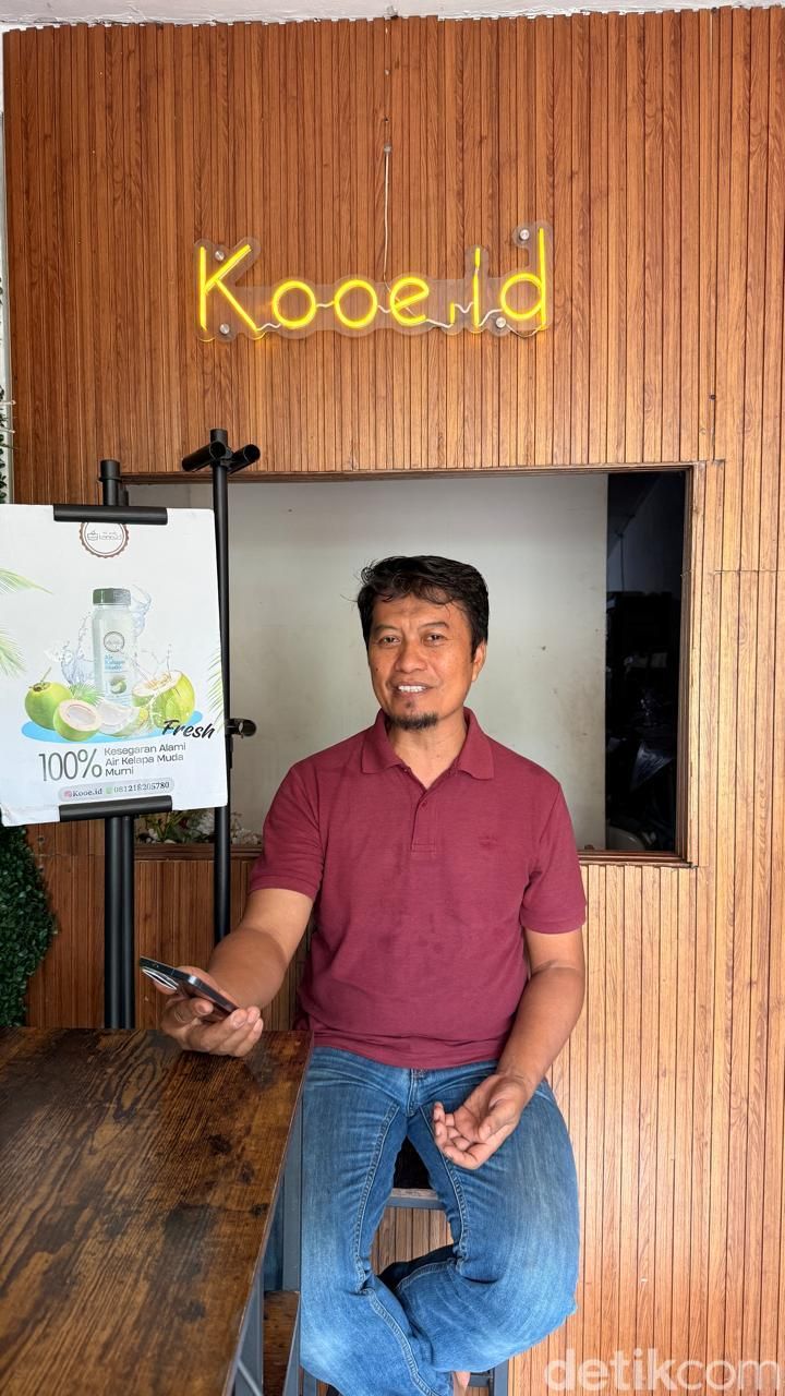 Sri Haryadi, pemilik upaya dessert dan sambal Kooe