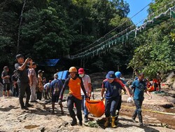 2 Turis Asal Austria Tewas Terjatuh dari Jembatan Gantung di Labuan Bajo
