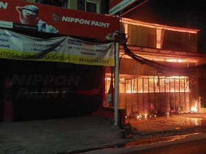 Modus Kakek Tukang Tambal Ban Bakar Toko Grosir di Jombang