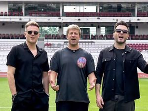 Tiket Konser Westlife di GBK Sold Out, Aktor Stewart McLean Ditemukan Tewas