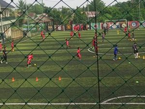 Beri Materi Latihan SSB di Palembang, Budi Sudarsono Tekankan Pembinaan Usia Muda