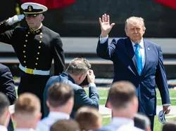 Video Trump Beri Penghormatan ke 13 Tentara AS yang Gugur saat Serang Iran