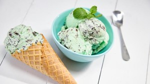 Wah! 3 Idol Korea Ini Ternyata Penggemar Es Krim Mint Chocolate Chip