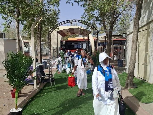 Potret Kedatangan Jemaah Haji Indonesia Tiba di Arafah