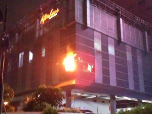 Coffee Shop di Mal Jaksel Kebakaran Akibat Gas Bocor, 1 Orang Terluka