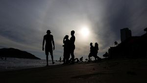 Musik Pantai dan Sunset Memikat Turis di Mazatlan, Meksiko