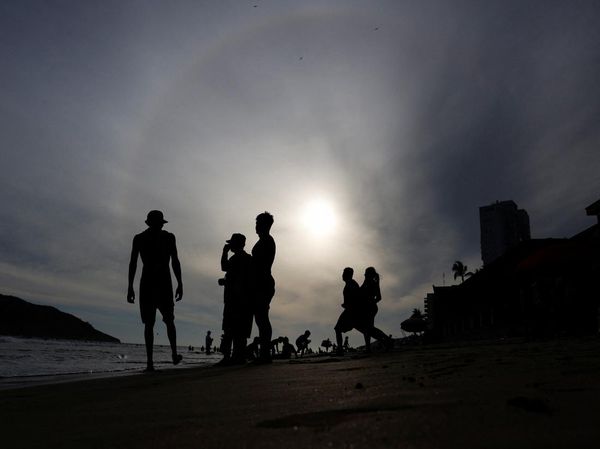 Musik Pantai dan Sunset Memikat Turis di Mazatlan, Meksiko