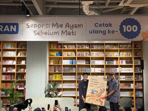 Novel Seporsi Mie Ayam Sebelum Mati Cetak Ulang ke-100