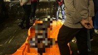 Pria di Palembang Ditemukan Tewas di Depan Barbershop, Diduga Sakit