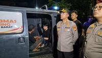 Polisi Amankan 4 Pemuda Bawa Sabu dan Tramadol Saat Patroli di Jakbar