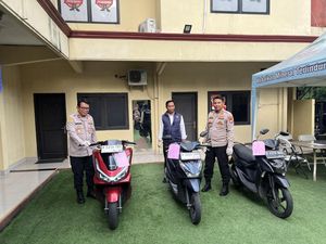 Aksi Berulang Maling Nyamar Jadi Pegawai Pecel Lele Curi Motor Sendirian