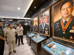 Prabowo Resmikan Museum dan Perpustakaan Seskoad Jabar di Bandung