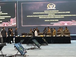 Dasco Pimpin Rapat Bareng Pemerintah Bahas Pemulihan Pascabencana Sumatera