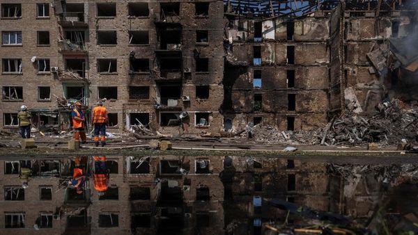 Rusia Gempur Kyiv dengan 600 Drone dan 90 Rudal
