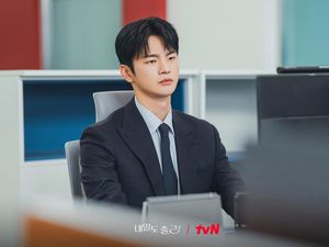 Seo In Guk Jadi Bos Ketus di Drakor See You at Work Tomorrow!