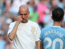 Video Guardiola: Nggak Adil Kalau Bandingkan Man City dengan Barcelona dan Bayern