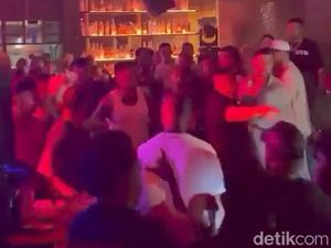 Viral 3 Kelompok WNA Baku Hantam di Bar Kuta Utara, Polisi Turun Tangan