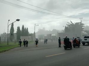Bau Asap Menyengat Buntut Ledakan Pabrik Kimia di Cilegon