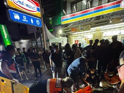 Pengemudi Ojol Tewas Tabrakan dengan Truk di Depan Pasar Ubung