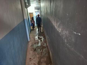 Heboh Ular Masuk Mess SPPG di Kuningan