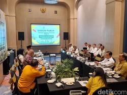 Kemendikdasmen Ungkap Sebab Guru Honorer Menumpuk: Rekrutmen ASN Minim