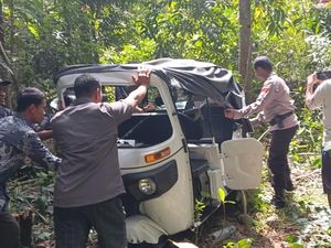 WN Australia dan Nenek yang Sopiri Bajaj Nyungsep di Bantul Ternyata Pasutri