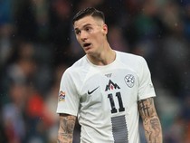 Sesko Absen Bela Slovenia, Pelatih Senggol MU