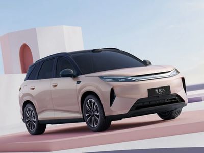 BYD Atto 3 Terbaru: Pakai Penggerak RWD, Jarak Tempuh Sampai 650 Km