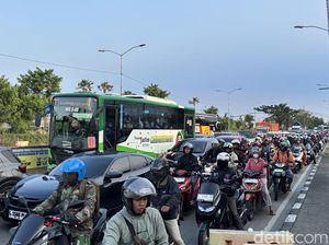 Video Warga Berbondong-bondong ke Madura, Lalin Suramadu Naik 500 Persen