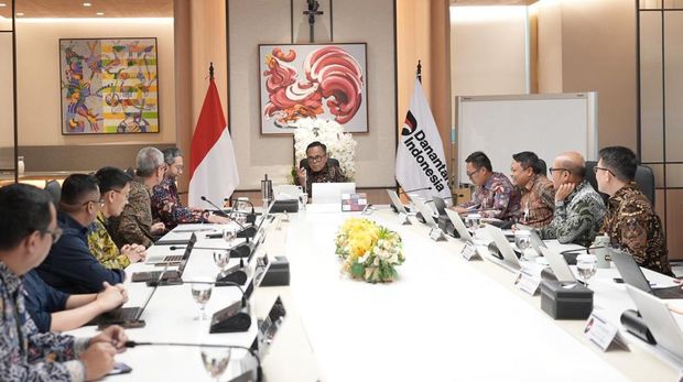 Kepala BP BUMN sekaligus COO Danantara Indonesia, Dony Oskaria