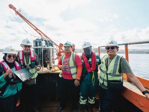 Limpasan di Tengah Hujan Tropis, Tantangan Tambang Nikel di Pulau Obi