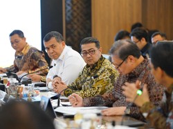 Menteri Ekraf: Pemerintah Sepakati Turunkan PPh Royalti Penulis