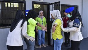 Polisi dan Petugas Lapas Geledah Kamar WBP di Jambi