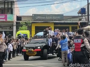 Mapag Jawara, Antusiasme Bobotoh Cianjur Sambut Kakang dan Robi