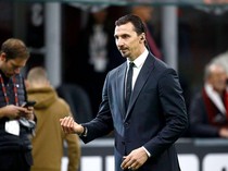 Ultras AC Milan Serang Ibra: Pergi Kau!