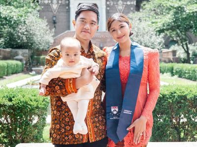 Erina Gudono Senang Bawa Bingah ke Kota Kelahiran-Temani Wisuda