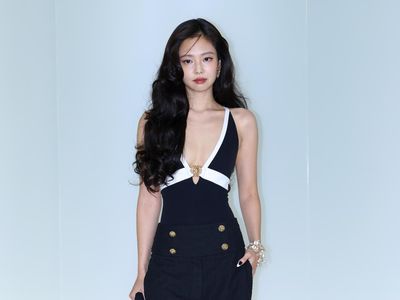 Gaya Artis Korea di Chanel Show: Jennie BLACKPINK, CORTIS Hingga Ji Chang Wook