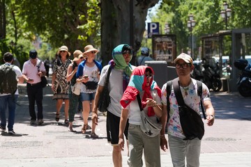 Gelombang Panas Ekstrem Landa Sevilla, Suhu Tembus 40 Derajat Celsius