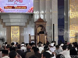 Khatib Salat Id Masjid 99 Kubah: Kurban Ajarkan Sikap Dermawan-Bersyukur