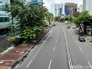 Jalanan di Kota Surabaya Lengang saat Lebaran Idul Adha