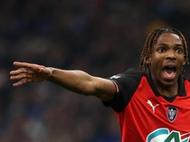 Sudah Pulih, Bek Baru Liverpool Ini Siap Ikut Pramusim