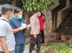 Mayat Tanpa Identitas Ditemukan Membusuk di Bawah Jembatan Banyuwangi