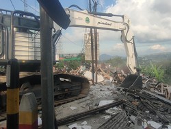 Puluhan Kios di Puncak Cianjur Dibongkar, KDM Turun Tangan