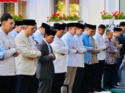 Prabowo Salat Idul Adha Bersama Diaspora di Wisma Indonesia Paris