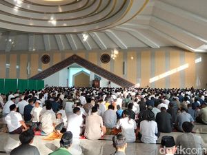 Ribuan Umat Islam Salat Idul Adha di MAJT Magelang